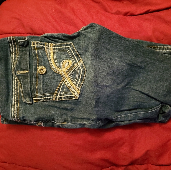 Maternity clothes - Picture 2 of 4